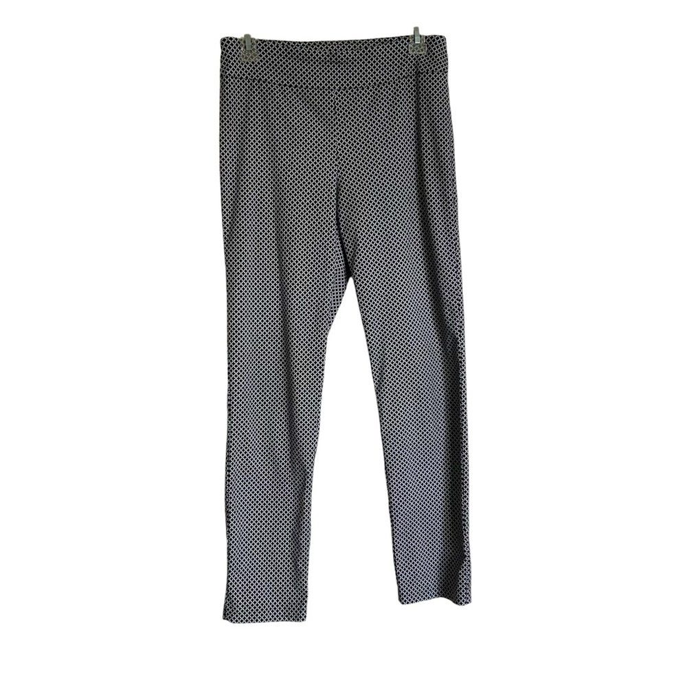 •Black & white stretch pull on pant Sz 8. Great for work.